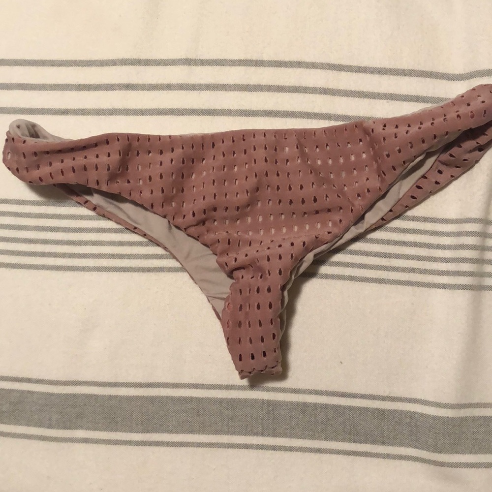 Acacia pink mesh hookipa bottoms